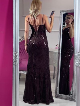 Nora Dresses Nové Zámky - Podzámska 28🤎🤩 📲www.noradresses.sk🤎skladom už v štvrtok🤩S,M,L 🤎Zvodné, luxusné a trendy 🤎...